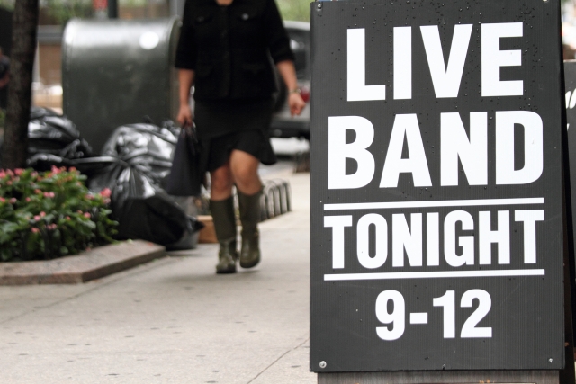 LIVE BAND看板